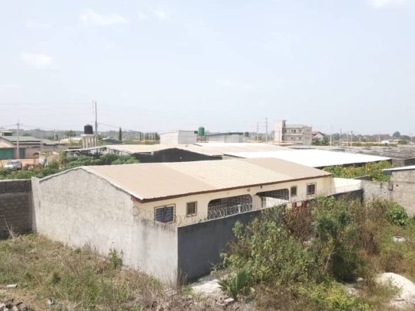 Vente de cité à DaloaCité Verte DaloaMaison 2 chambres à vendreTerrain 600 m² DaloaQuartier viabilisé DaloaCommodités DaloaMaison avec eau courante et électricité